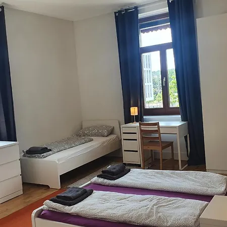 Apartment Grosses Haus Mit 3 Innenstadt *