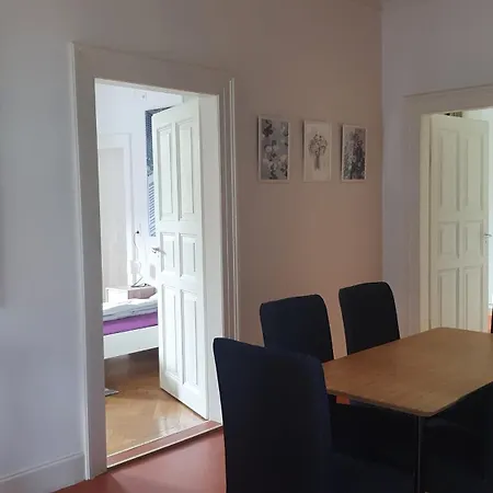 Grosses Haus Mit 3 Innenstadt Apartment *