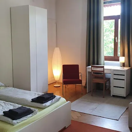 Apartment Grosses Haus Mit 3 Innenstadt