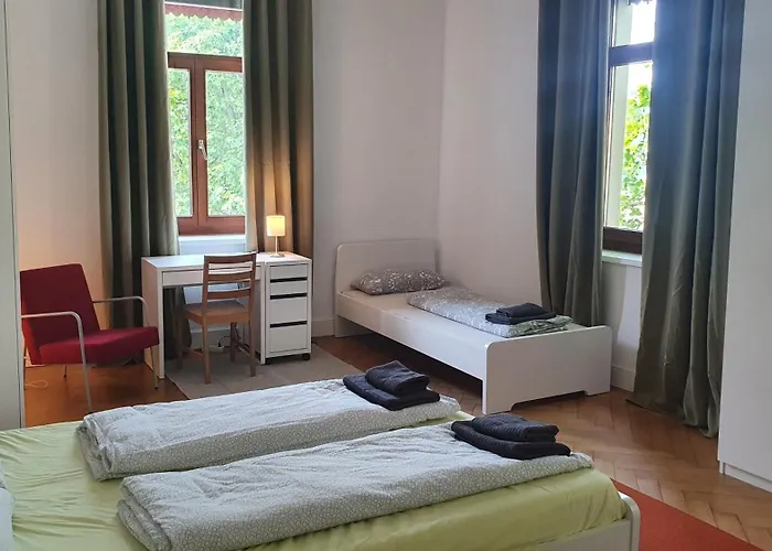 Grosses Haus Mit 3 Innenstadt Appartamento Ravensburg